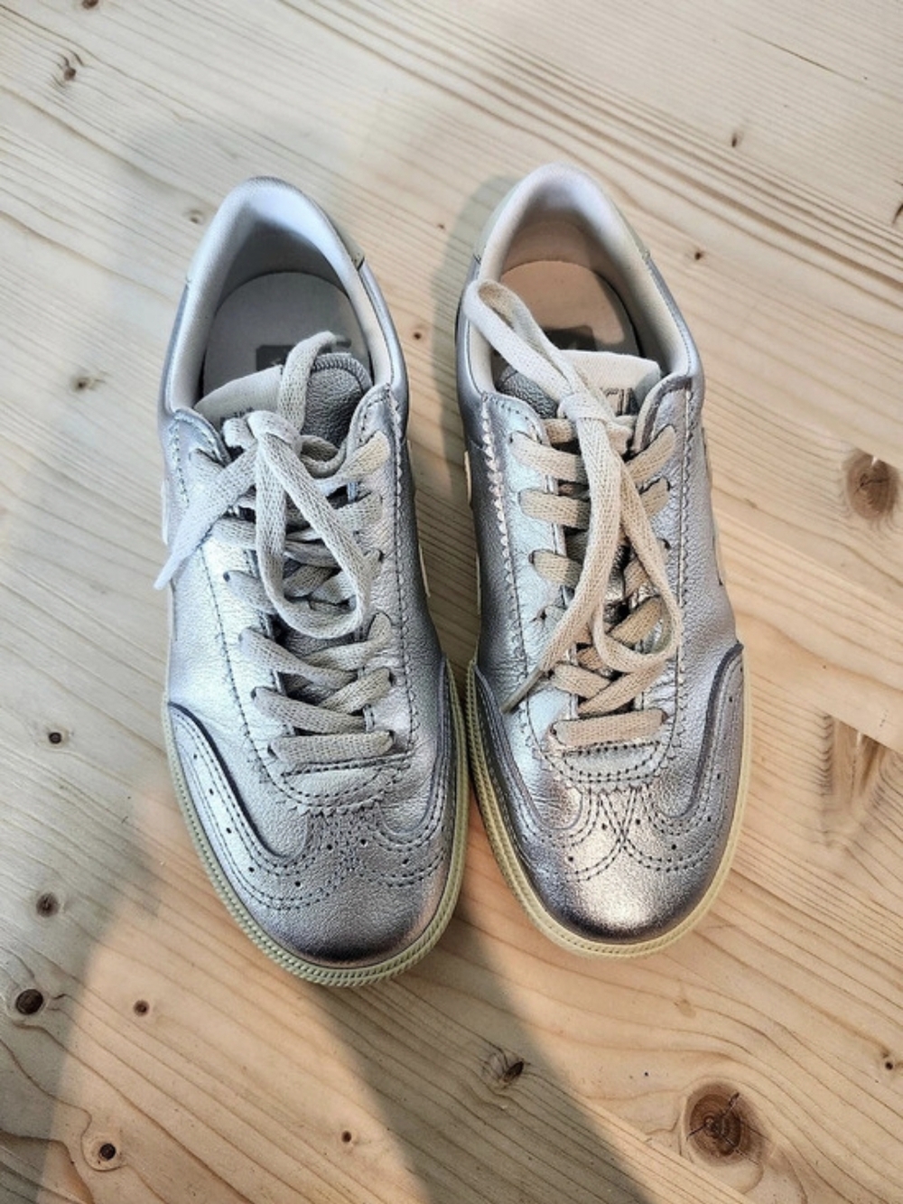 Veja Volley O.T. Leather Sneakers Leather Sneakers Silver & Off-white Women's 6 - Picture 7 of 12